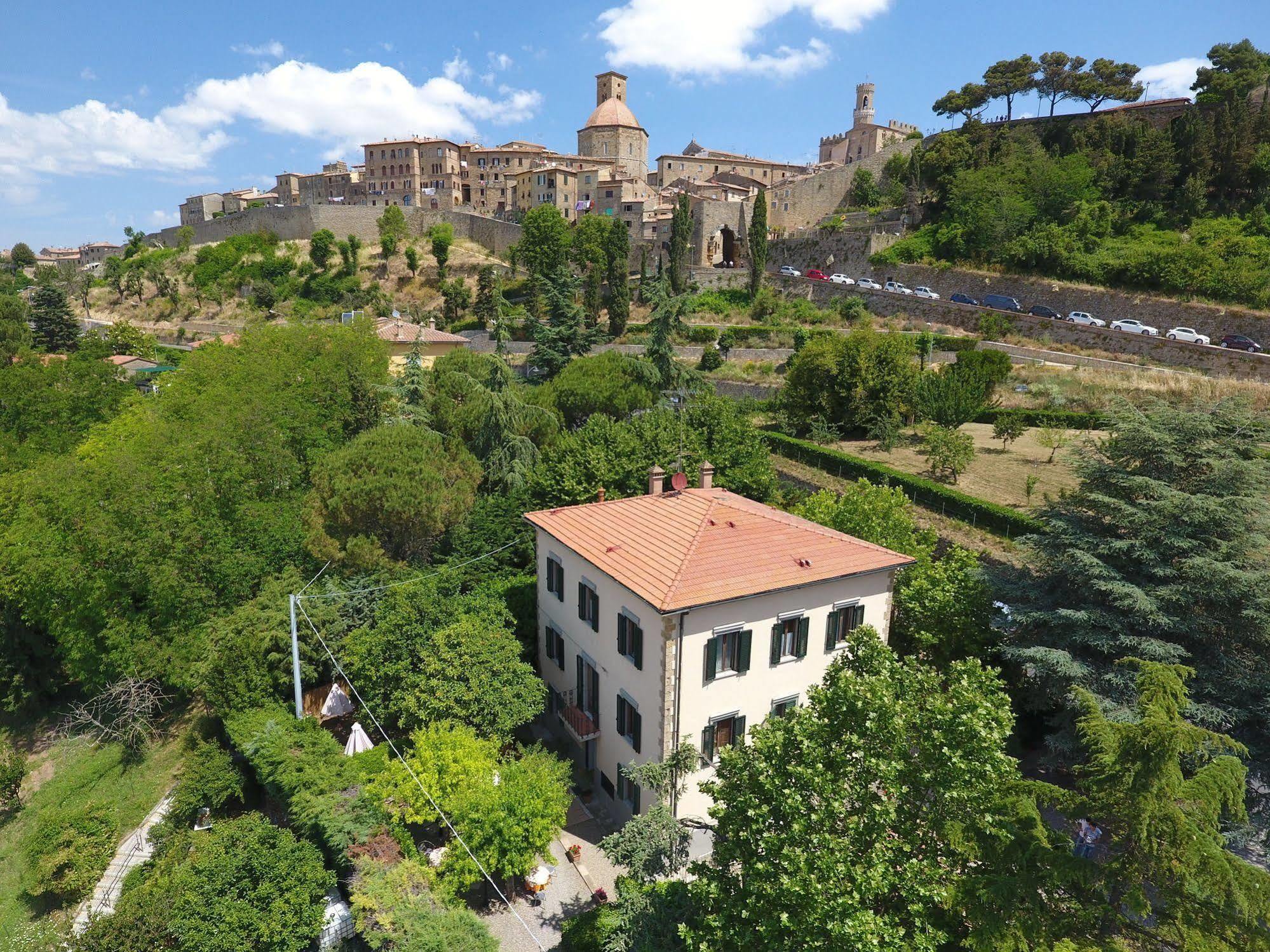 Hotel Villa Porta All'Arco Volterra Exterior foto
